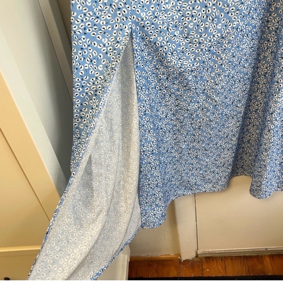 Blue Floral Women's Midi Skirt - Picture 3 of 5